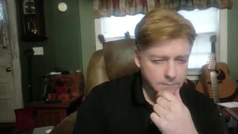 Snapshot of jamesxxxcam chatting on 04.12.26 James online show from 04.12.26