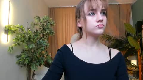 jamie_chung online show from 12.15.25