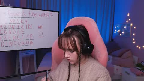 jamie_chung online show from 02.20.26