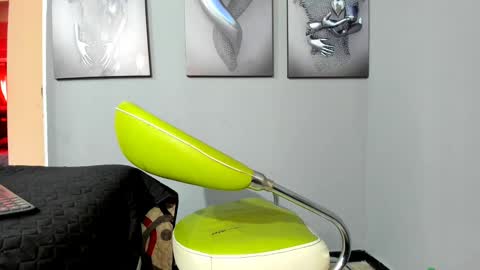 jamiee f online show from 01.31.25