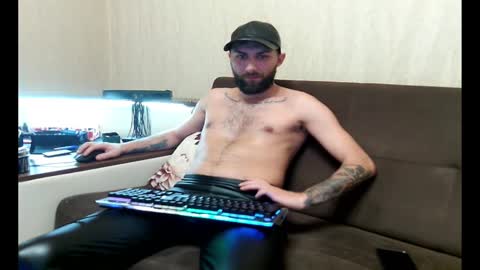 Snapshot of jamienoxus chatting on 02.20.25 Robbie online show from 02.20.25