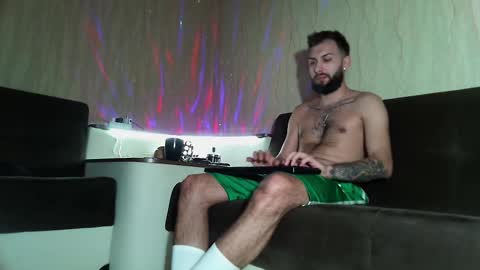 Snapshot of jamienoxus chatting on 02.26.25 Robbie online show from 02.26.25