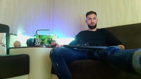 Snapshot of jamienoxus chatting on 03.05.25 Robbie online show from 03.05.25