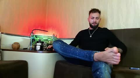 Snapshot of jamienoxus chatting on 03.10.25 Robbie online show from 03.10.25