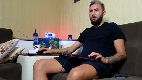 Robbie online show from 09.11.25