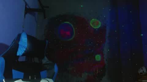 Jammes. online show from 02.17.25