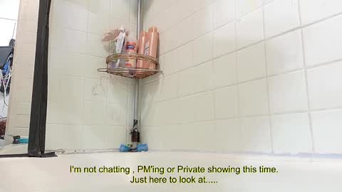 Snapshot of jamwarnerone chatting on 09.14.25 Bootyshows online show from 09.14.25