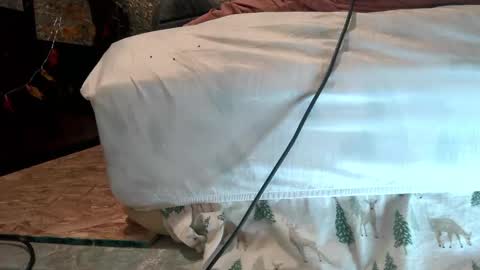 Snapshot of jamwarnerone chatting on 10.06.25 Bootyshows online show from 10.06.25