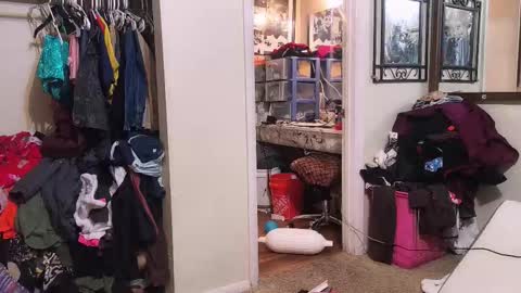 Snapshot of jamwarnerone chatting on 11.07.25 Bootyshows online show from 11.07.25