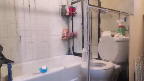 Snapshot of jamwarnerone chatting on 11.09.25 Bootyshows online show from 11.09.25