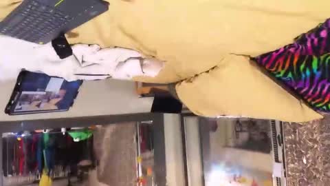 Snapshot of jamwarnerone chatting on 11.13.25 Bootyshows online show from 11.13.25