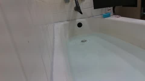 Snapshot of jamwarnerone chatting on 11.15.25 Bootyshows online show from 11.15.25