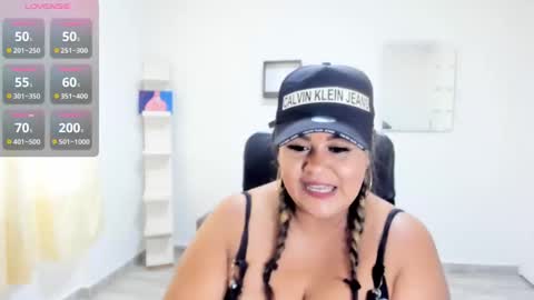 jan_milkhot online show from 02.20.25