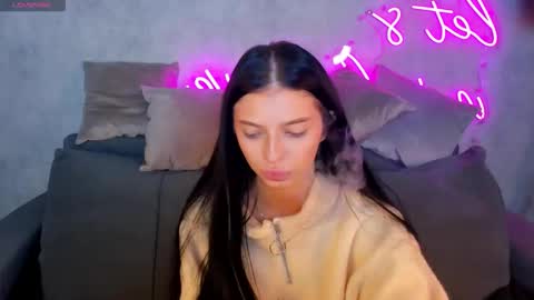 Eva online show from 11.03.25