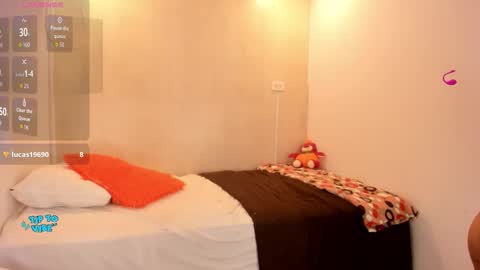 Snapshot of jane_monttgomery chatting on 10.16.25 Jane  M online show from 10.16.25