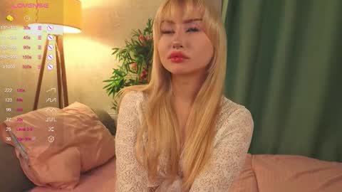 Snapshot of janecoxa chatting on 09.19.25 Jennifer  online show from 09.19.25