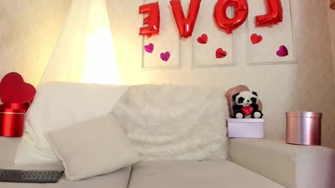 Snapshot of janecullen chatting on 02.13.25 JANE  online show from 02.13.25