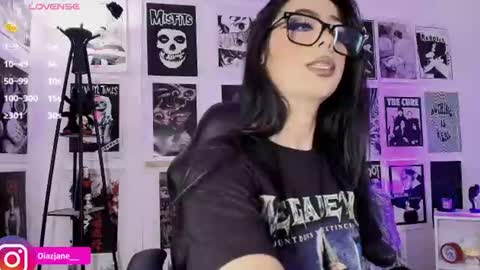 Jennifer online show from 07.08.26