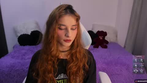 Snapshot of janee_lane chatting on 03.11.25 Jane online show from 03.11.25