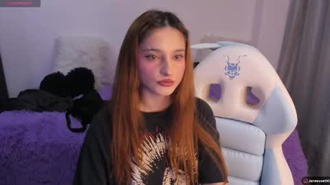 Snapshot of janee_lane chatting on 09.22.25 Jane online show from 09.22.25