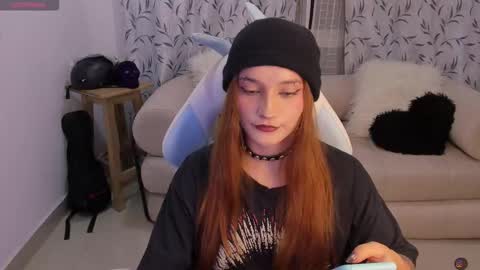 Snapshot of janee_lane chatting on 11.05.25 Jane online show from 11.05.25