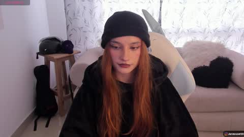 Snapshot of janee_lane chatting on 11.05.25 Jane online show from 11.05.25