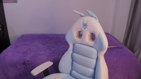 Snapshot of janee_lane chatting on 11.15.25 Jane online show from 11.15.25