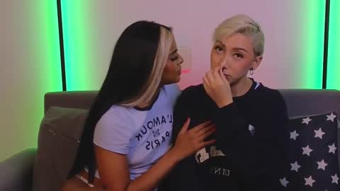 Snapshot of janehart_ chatting on 03.07.25 Jane online show from 03.07.25