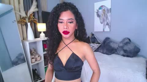 Snapshot of janemonet chatting on 01.10.25 janemonet online show from 01.10.25