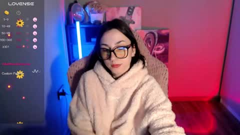 Snapshot of janeroger chatting on 05.19.26 Jane Roger online show from 05.19.26