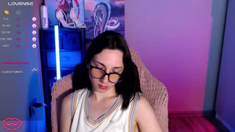 Snapshot of janeroger chatting on 06.26.26 Jane Roger online show from 06.26.26