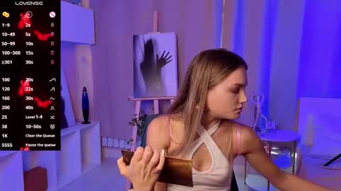 Hi Im Alice and here youll find something online show from 11.02.25