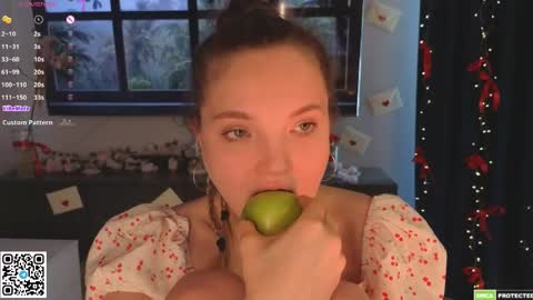 Hi Im Alice and here youll find something online show from 04.29.26
