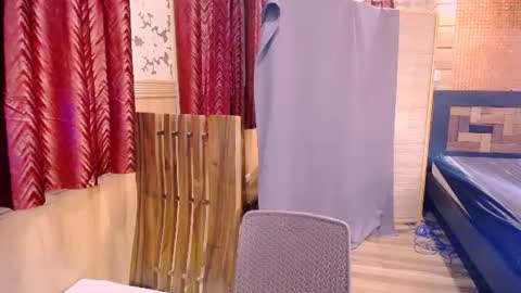 janine_hilton online show from 07.11.26