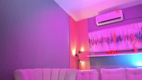 Janinne  online show from 02.19.26