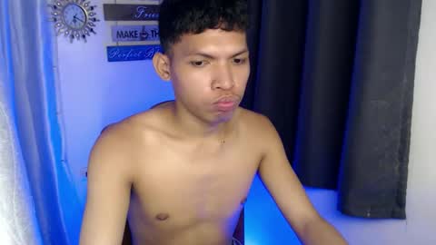 janlloyd04 online show from 10.29.25