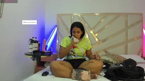 Janna online show from 11.21.25