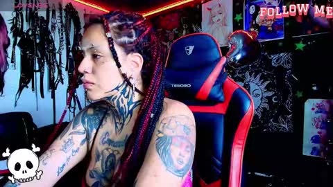 Snapshot of janna_ink chatting on 02.07.26 online show from 02.07.26