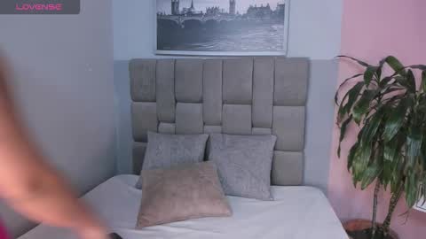 Janna online show from 10.31.25