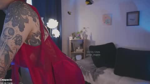 Snapshot of janne_maybe chatting on 03.10.26 jmaybe e online show from 03.10.26