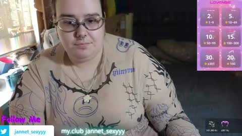 Snapshot of jannet_star chatting on 07.17.26 Jannet online show from 07.17.26