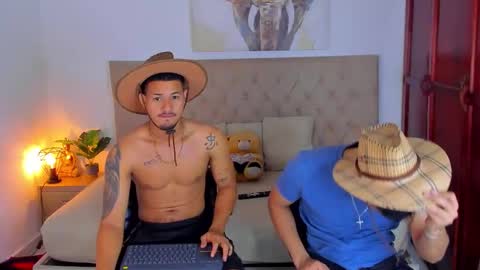 janomar01 online show from 10.22.25