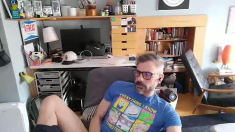 Snapshot of jareth_returns chatting on 03.20.26 jareth_returns online show from 03.20.26