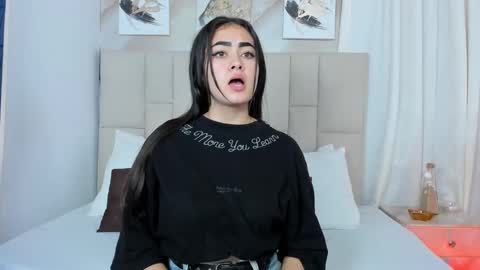 Snapshot of jaslyn__smith chatting on 12.28.24 Jaslyn online show from 12.28.24