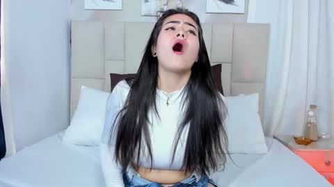 Snapshot of jaslyn__smith chatting on 01.16.25 Jaslyn online show from 01.16.25