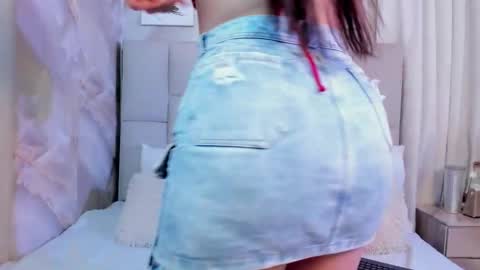 Snapshot of jaslyn__smith chatting on 11.19.25 Jaslyn online show from 11.19.25