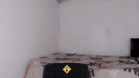 Snapshot of jasmin_brunette_ chatting on 12.01.25 Jasmin online show from 12.01.25