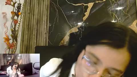 Snapshot of jasmine609087 chatting on 12.05.25 jasmine609087 online show from 12.05.25