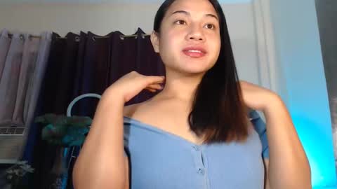 Snapshot of jasmine_arousal chatting on 11.02.25 JASMINE online show from 11.02.25