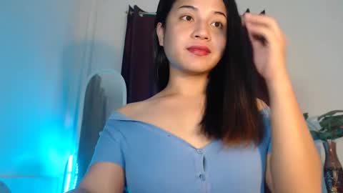 Snapshot of jasmine_arousal chatting on 11.06.25 JASMINE online show from 11.06.25